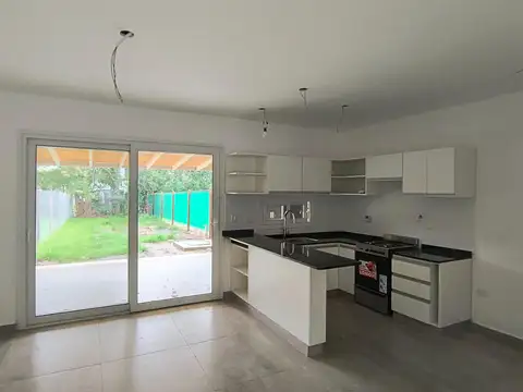 Depto Tipo Casa en Venta de 3 ambientes