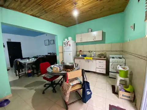 Depto Tipo Casa en Venta en Lomas De Zamora, USD 60.000