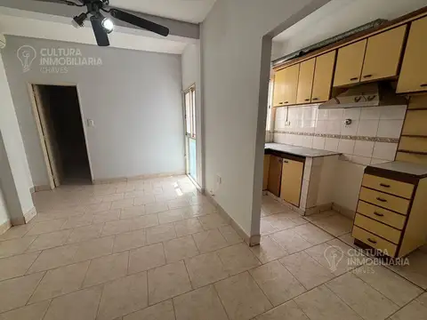 Departamento en Alquiler en Lomas Del Mirador, $ 420.000