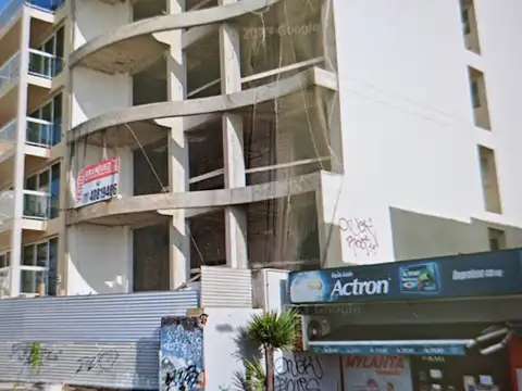 LOSA EN CONSTRUCCIÓN 5 PISOS FRENTE AL MAR - LA PERLA