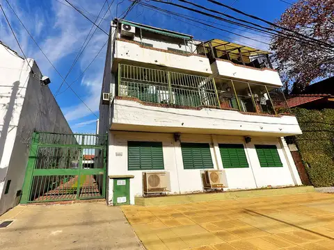 Depto Tipo Casa en Venta 49 años