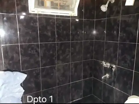 OPORTUNIDAD DE INVERSION: CASA + 2 DEPARTAMENTOS