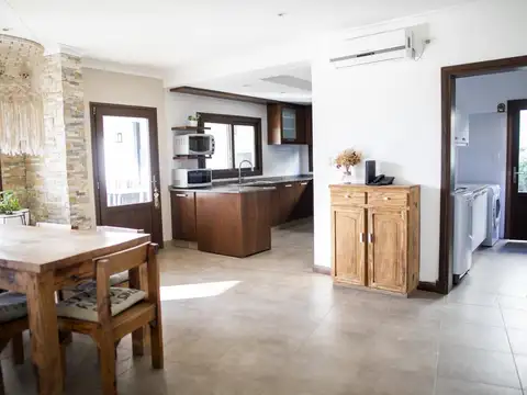 ALQUILER CASA AMOBLADA GOLF NORDELTA