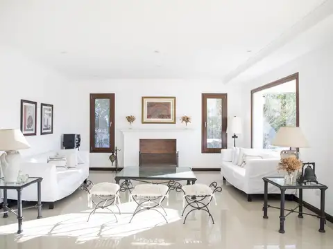 Casa en Alquiler de 4 dormitorios