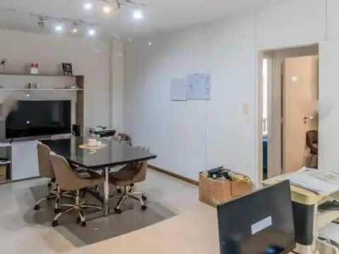 Oficina en Alquiler 35 años