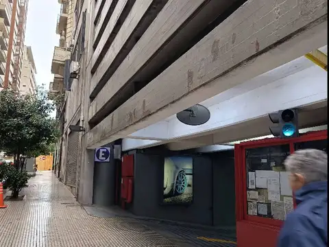 Marcelo Torcuato de Alvear 400