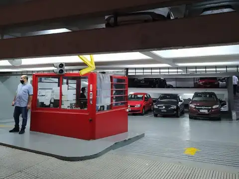 COCHERA EN VENTA EN RETIRO