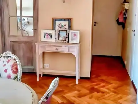 Departamento 4 ambientes con 2 baños