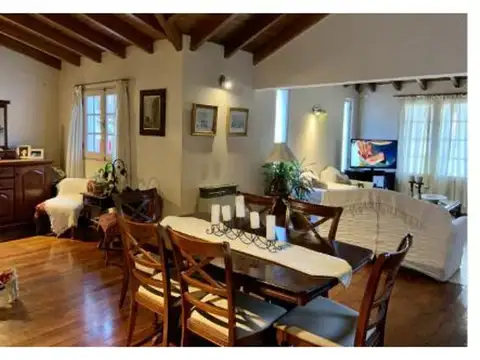 Casa en Alquiler de 3 dormitorios