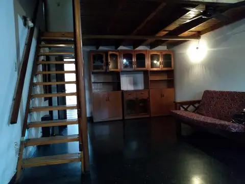 Depto Tipo Casa en Venta en Temperley, USD 80.000