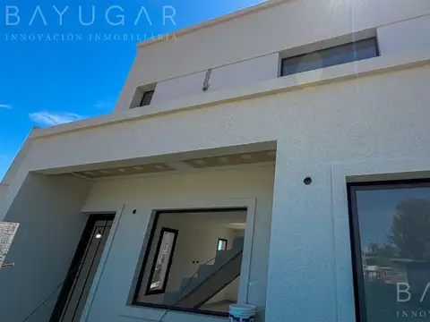 OPORTUNIDAD VENTA - Casa en barrio Santa Elisa - Pilar del Este