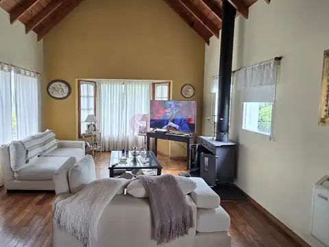 Casa en Venta en La Caballeriza, USD 330.000