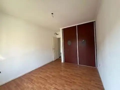 venta. Departamento 3 ambientes. cochera. canning.