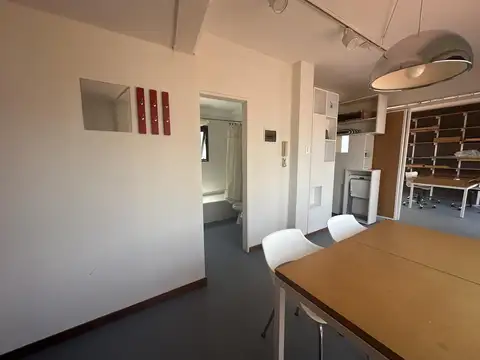 Oficina en Alquiler 25 años