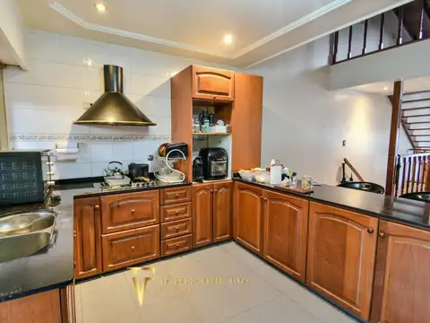 VENTA - PH - ENTRADA INDEPENDIENTE - TRES AMBIENTES - ALTILLO - SUITE- PATIO - PARRILLA - MATADEROS