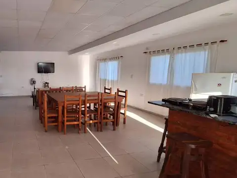 Casa 3 ambientes con 2 baños