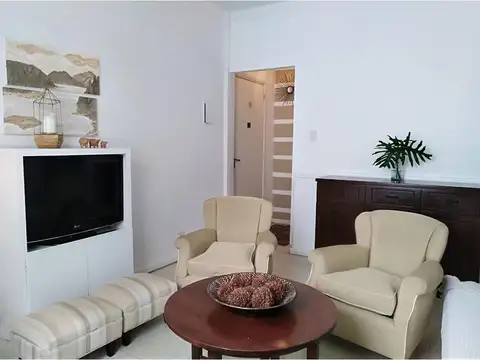 Jacinto Diaz 300, Piso  1