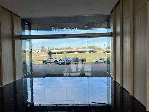 Oficina en Venta en Pilar, USD 125.000