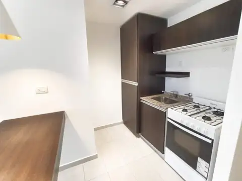 Departamento en Alquiler en Echesortu, $ 330.000