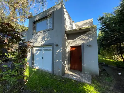 Bathurst Esquina Drumond