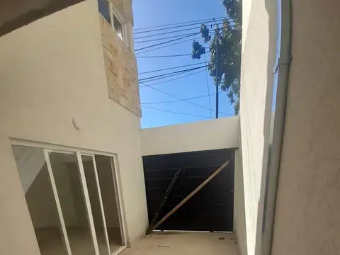 Intendente Witcomb al 1400