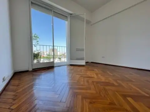 EXCEL 3 AMBIENTES SUPER AMPLIO Y LUMINOSO, LAVADERO INDEP, BALCON, CON VISTA, IMPECABLE, 75 MTS