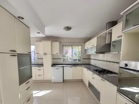 BARRIO CLUB DE CAMPO