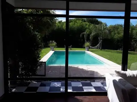 Casa en Venta de 5 dormitorios