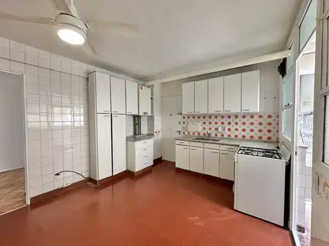 Departamento en Alquiler con 1 cocheras