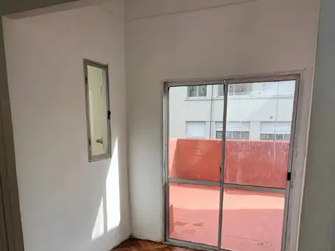 Combate De Los Pozos 300, Piso 7