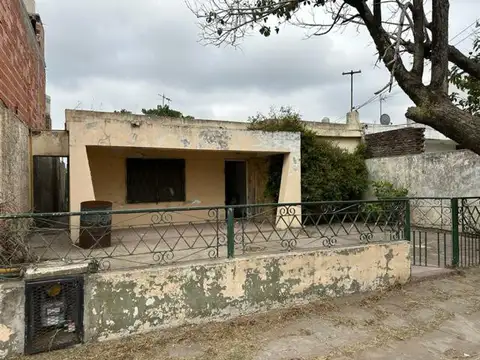 Casa  en venta en Gregorio De Laferrere