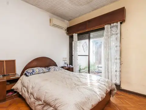 Depto Tipo Casa en Venta con 2 cocheras