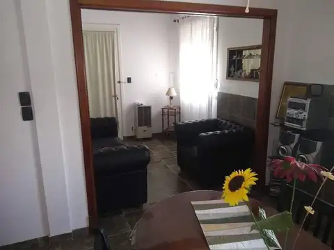 Depto Tipo Casa en Venta de 2 ambientes