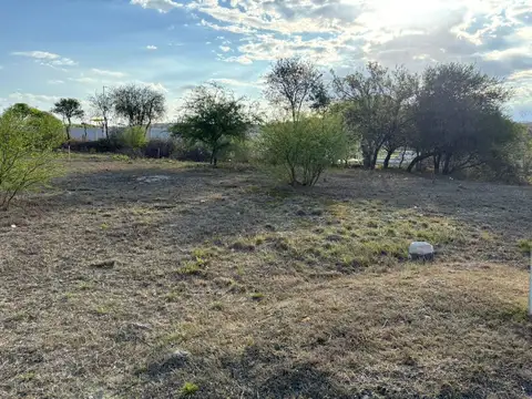 VENTA LOTE COLINAS DE LA DESEADA 451 M2