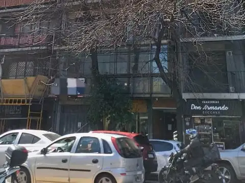 Departamento 4 ambientes con dependencia en venta en Av. Nazca al 400 Flores CABA