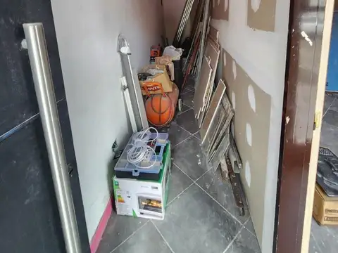 Local en Alquiler en Liniers, $ 580.000