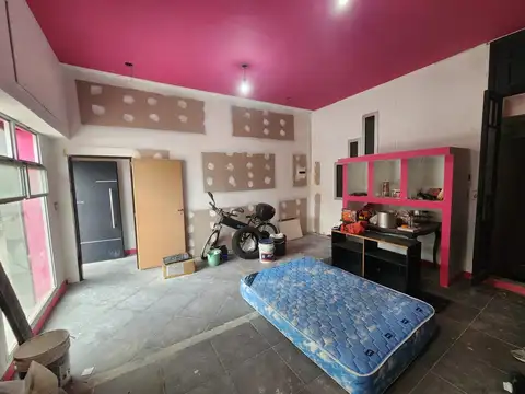 Alquilo Local de 30m2 en Liniers