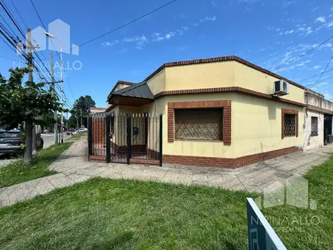 VENTA CASA 3 DORMITORIOS EN MORON