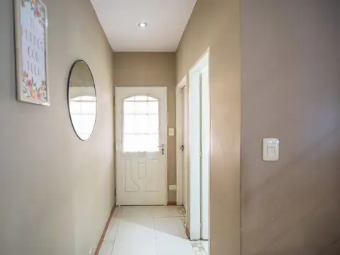 Depto Tipo Casa en Venta de 4 ambientes