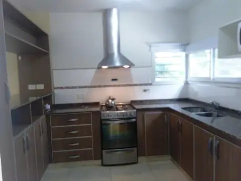 Casa moderna en venta en Valeria del Mar