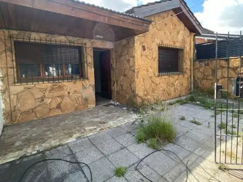 CASA IDEAL 2 FAMILIAS