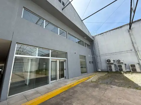 Edificio Comercial en Martinez