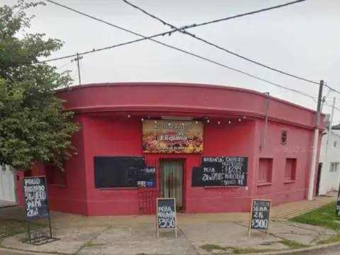 VENTA CASA A REFACCIONAR O DEMOLER