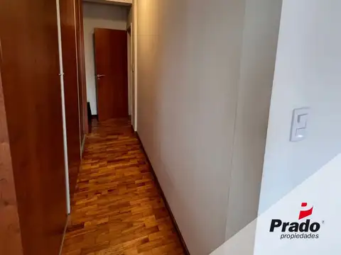 Departamento en Venta en Plaza Olazabal, USD 108.000