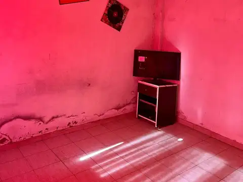 Casa de 4 ambientes + Depto. + Monoambiente, en Merlo