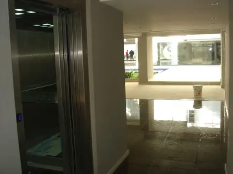 Hortiguera 700, Piso 1