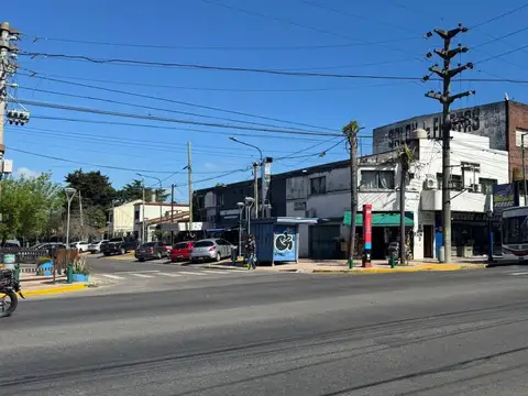 ICONICA ESQUINA DE DON TORCUATO - VENTA EN BLOCK