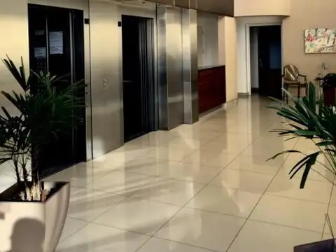 Av. Pres. Juan Domingo Peron 600, Piso 6