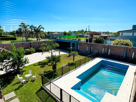 Casa 3 dormitorios - Roldán