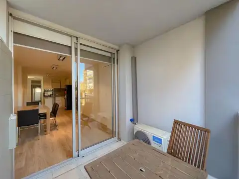 PARAGUAY 555 , Piso 0